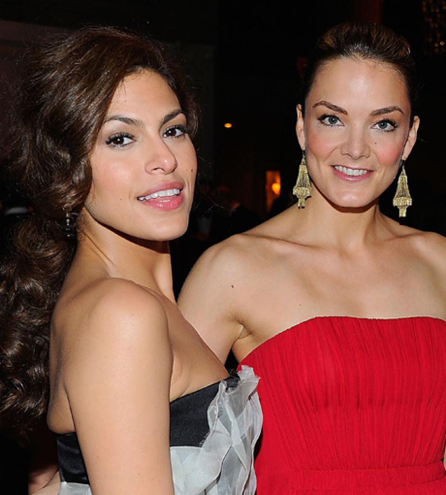 Hollywood-Beauty Eva Mendes mit Mitbegründerin und Geschäftsführerin der amerikanischen DKMS Katharina Harf