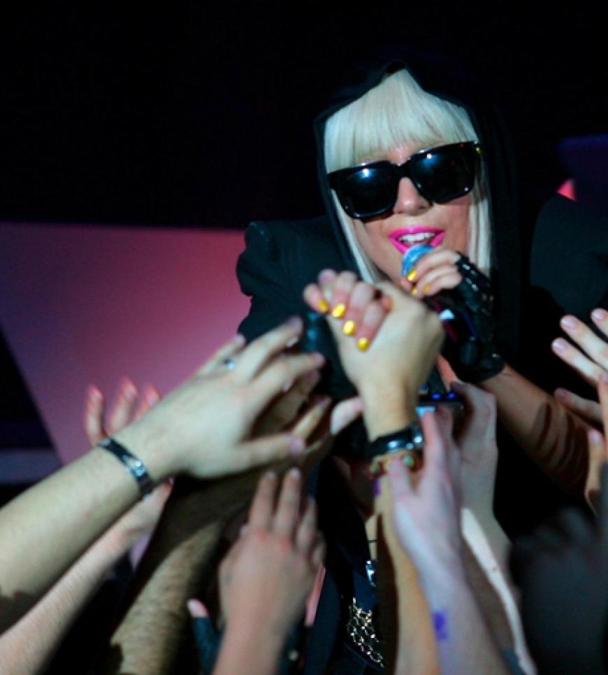 Lady GaGa kann nicht nur singen: Sie entwirft auch viele Kleidungsstücke selbst