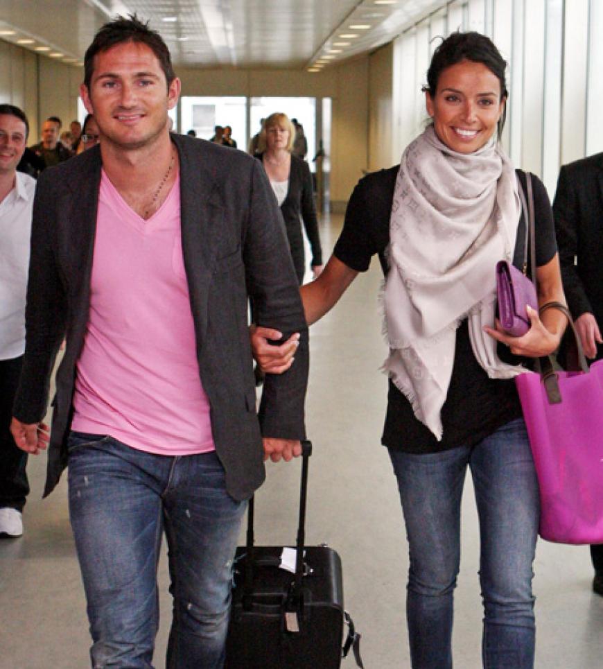 Und auch Frank Lampard hat eine ausgezeichnete Wahl getroffen: Seine Partnerin Christine Bleakley ist ein echter Hingucker