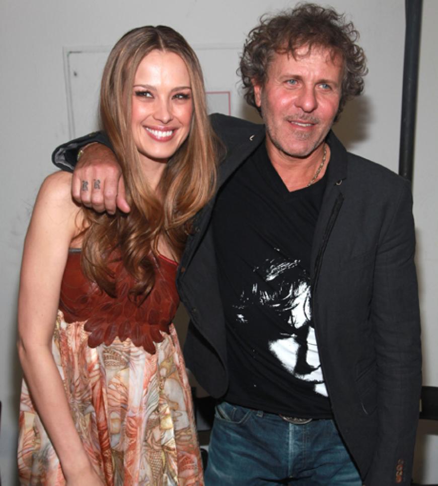 Topmodel Petra Nemcova und Designer Renzo Rosso hatten offensichtlich viel zu lachen