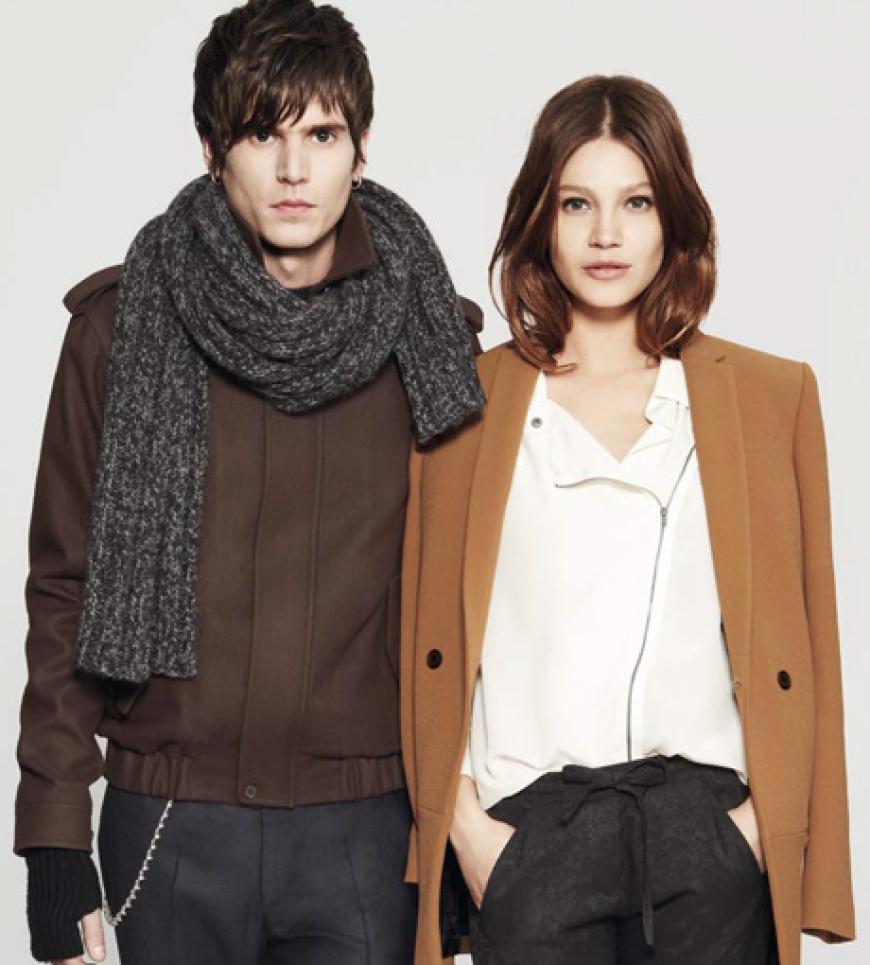 Das französische Label The Kooples sorgt mit seinen Werbekampagnen, in denen reale Paare in aktuellen The Kooples Looks vorgestellt werden, regelmäßig für Aufsehen. Auch die Mode der Franzosen kann sich sehen lassen: Urban Chic at its best!