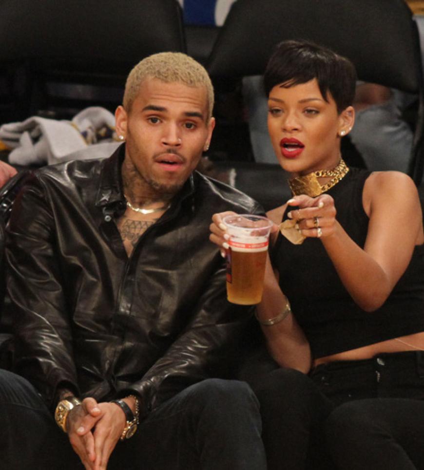 Offenbar hat Rihanna Chris seine Prügelattacke verziehen - diese Geschichte gehört der Vergangenheit an. Mal sehen, wie lange diese On-/Off-Beziehung nun hält ...