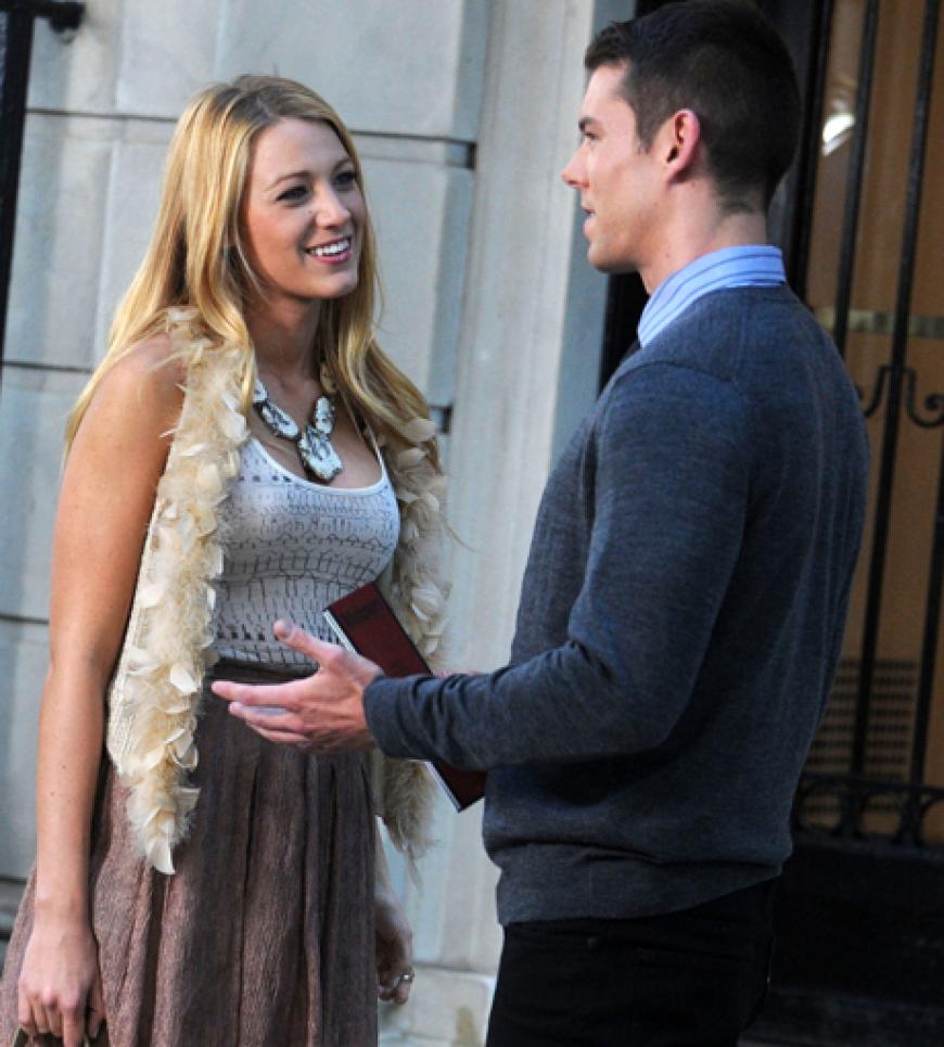Die Gossip Girls drehen wieder: Aktuell laufen die Dreharbeiten für die sechste Staffel. Blake Lively ist auch wieder als Serena van der Woodsen dabei