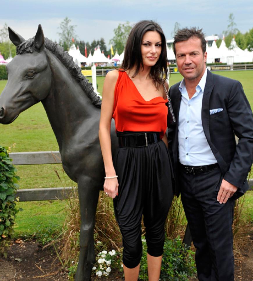 Fünf Tage lang messen sich beim Chio die Besten im Pferdesport. Am Dienstag, 12.7., wurde in Aachen die große Chio Media Night Eröffnungsparty gefeiert. Viele Promis waren geladen, darunter auch Lothar Matthäus und seine neue Freundin Joanna
