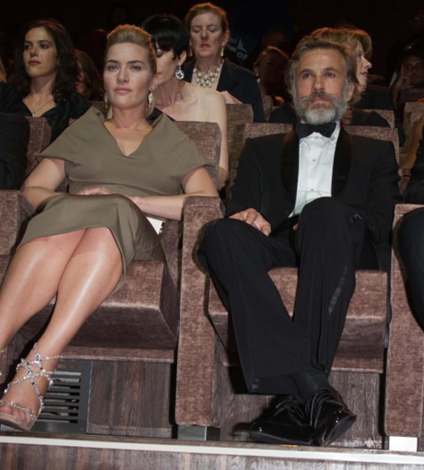 Neben den deutschen Schauspieler saß Kollegin Kate Winslet