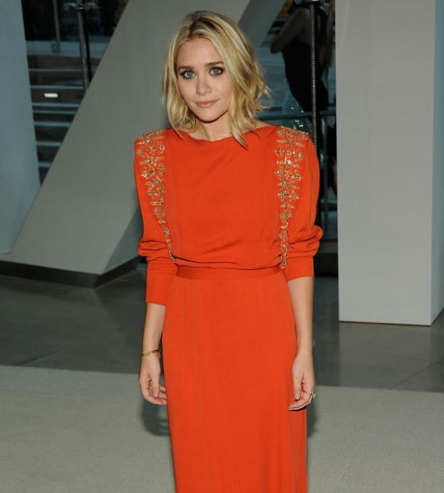 Das Kleid des Abends trug Ashley Olsen: Eine schlichte bodenlange Robe