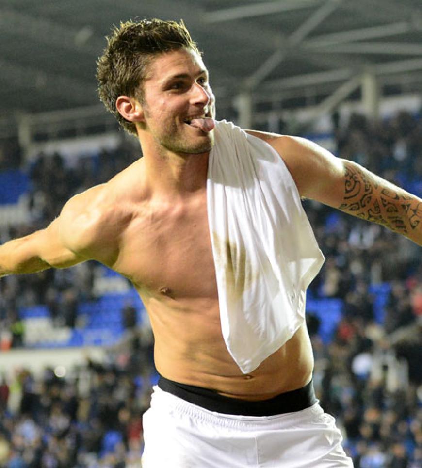 Frankreich trumpht mit Hottie Olivier Giroud auf