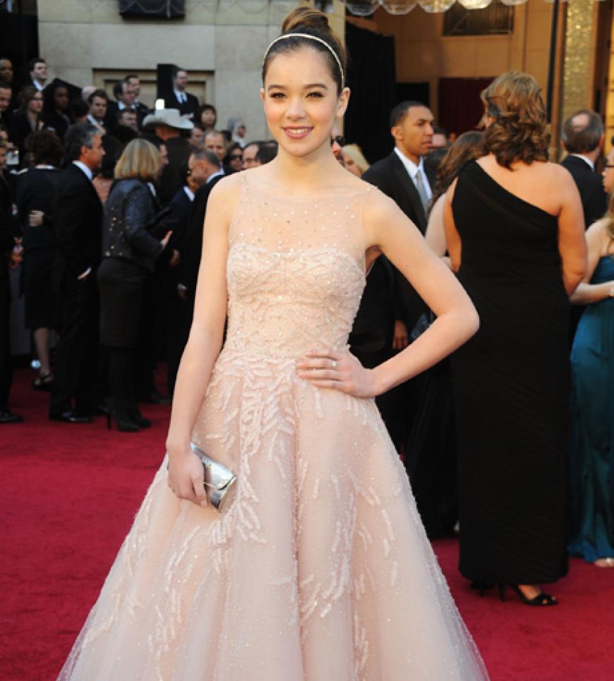 Hailee Steinfeld spielt in