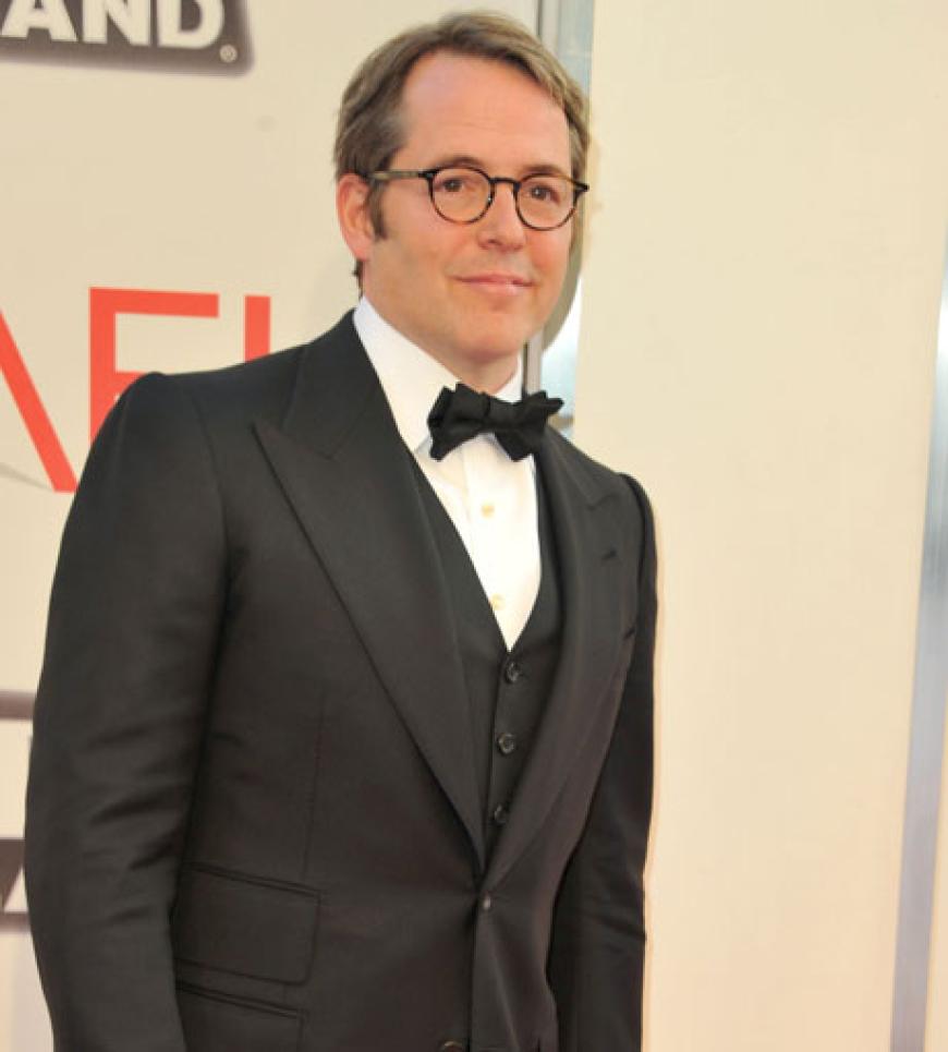 Matthew Broderick kam in einem klassischen Anzug mit Fliege zu der Preisverleihung