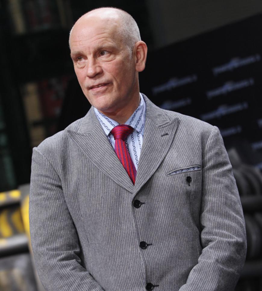In dem Film verkörpert Malkovich den schrägen Boss von Shia LaBeouf
