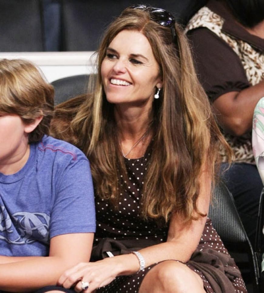 Maria Shriver, die Noch-Ehefrau von Arnold Schwarzenegger, kam mit ihrem Sohn