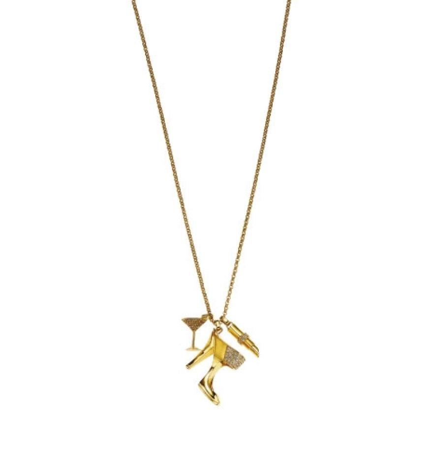 Mit Charm-Anhängern von DKNY, ca. 160 Euro