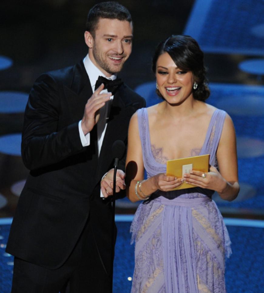 Justin Timberlake und Mila Kunis übergeben gemeinsam einen Award