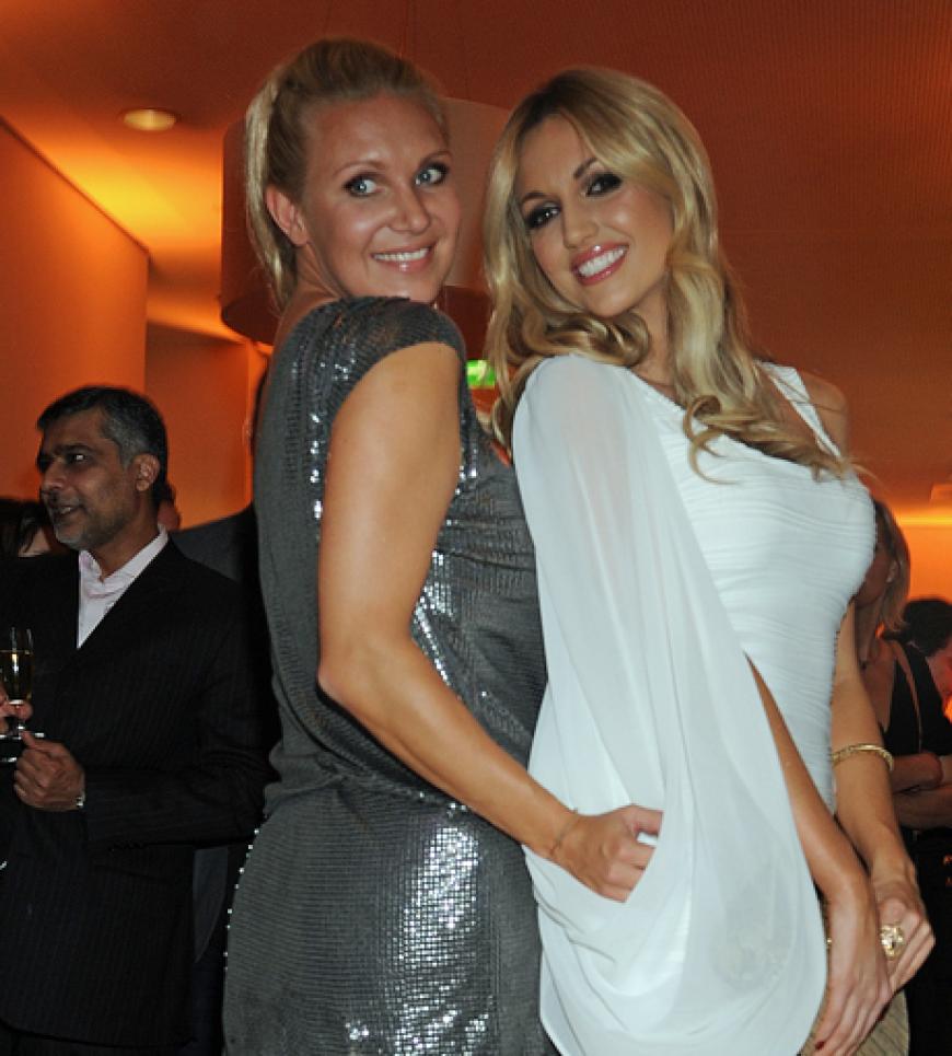 Machten Party Magdalena Brzeska und Rosanna Davison