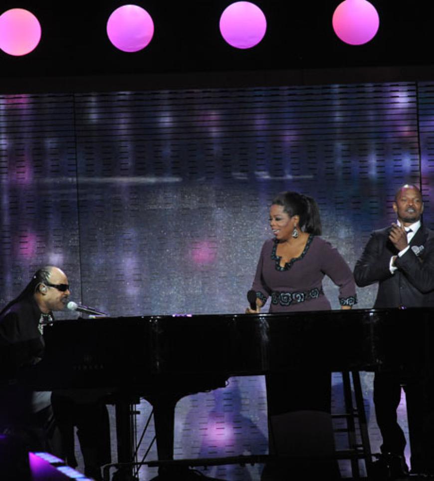 Zum Weinen schön: Stevie Wonder singt für Oprah