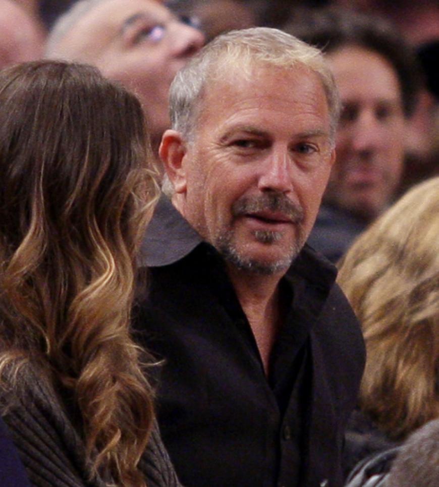 Kevin Costner ist auch ein großer Basketball-Fan und kam in den Madison Square Garden