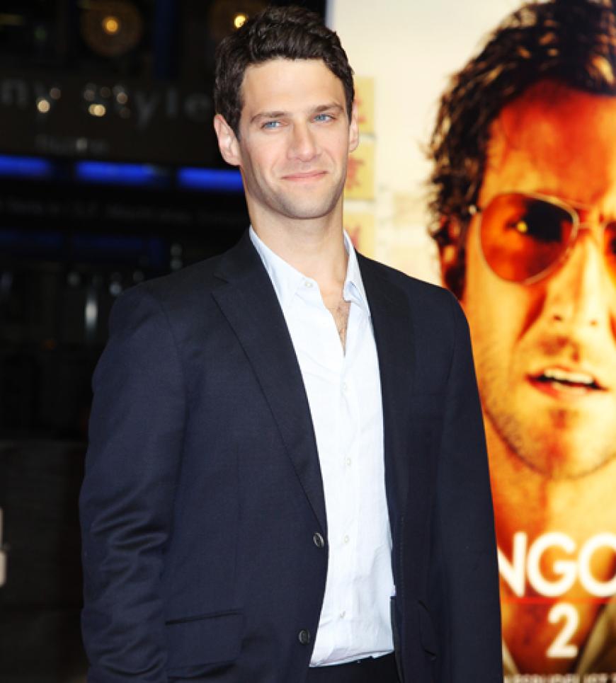 Gerade erst von seiner Freundin Ashley Olsen getrennt, ließ Hollywood-Schnuckel Justin Bartha die Frauenherzen in Berlin höher schlagen