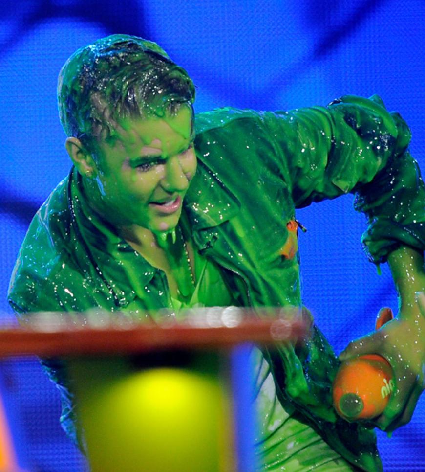... doch dann muss Justin Bieber selbst lachen und bedankt sich erneut bei seinen Fans