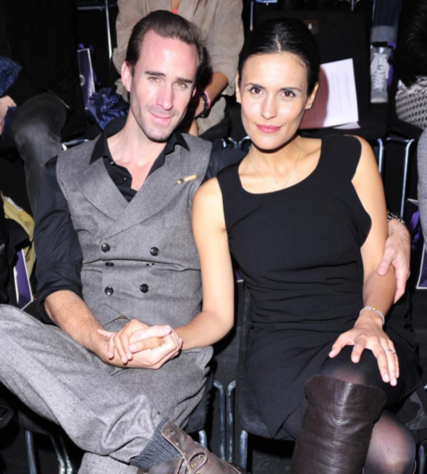 Schauspieler Joseph Fiennes mit Ehefrau Maria Dolores Dieguez bei der Laurel Show