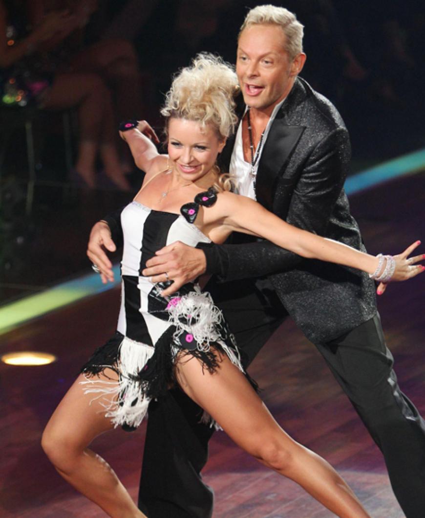 Uwe Fahrenkrog-Petersen und Helena Kaschurow schafften es trotz vollem Körpereinsatz nicht und flogen nach der ersten Show raus
