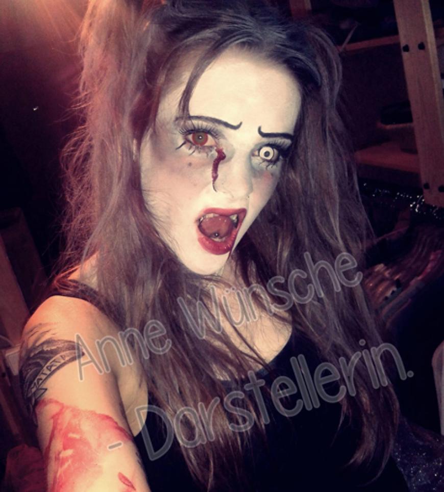 Es ist der 31. Oktober - und die Stars sind im Halloween-Fieber! Die besten Promi-Verkleidungen gibt's hier: