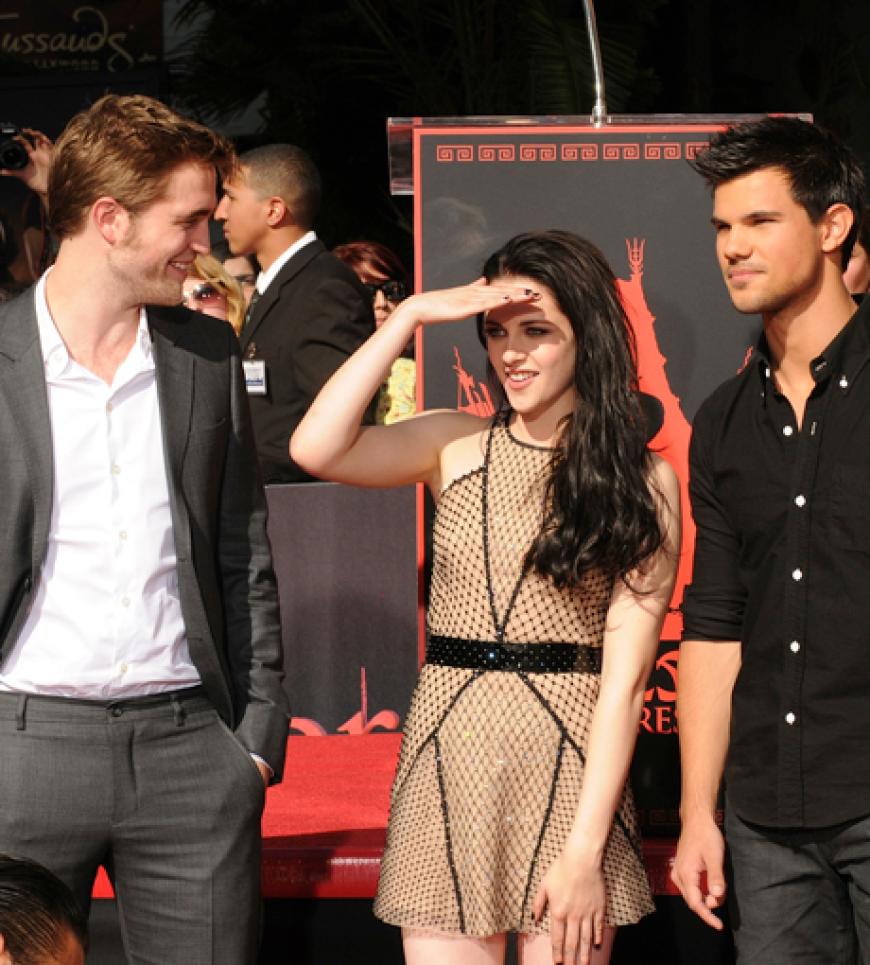 Ja, wer ist denn da? Kristin Stewart hält Ausschau nach den Fans