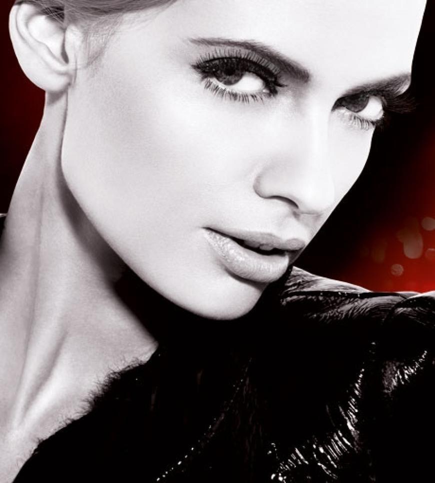 Das deutsche Topmodel Julia Stegner ist das Werbegesicht für die neue