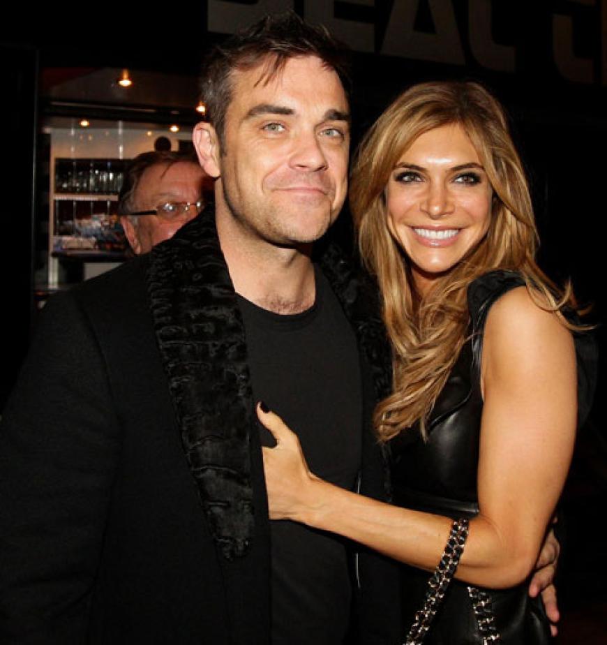 Verliebt, verlobt, verheiratet: 2010 fanden sich viele neue Paare und alte wuchsen noch enger zusammen. Und eins ist sicher: Nächstes Jahr werden viele Hochzeitsglocken läuten ... Robbie Williams und Ayda Field haben sich bereits im August getraut