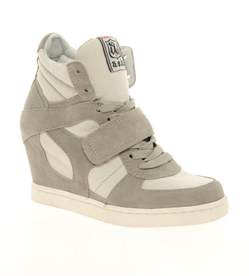Schlichtes Design von Ash über asos.de, ca. 190 Euro