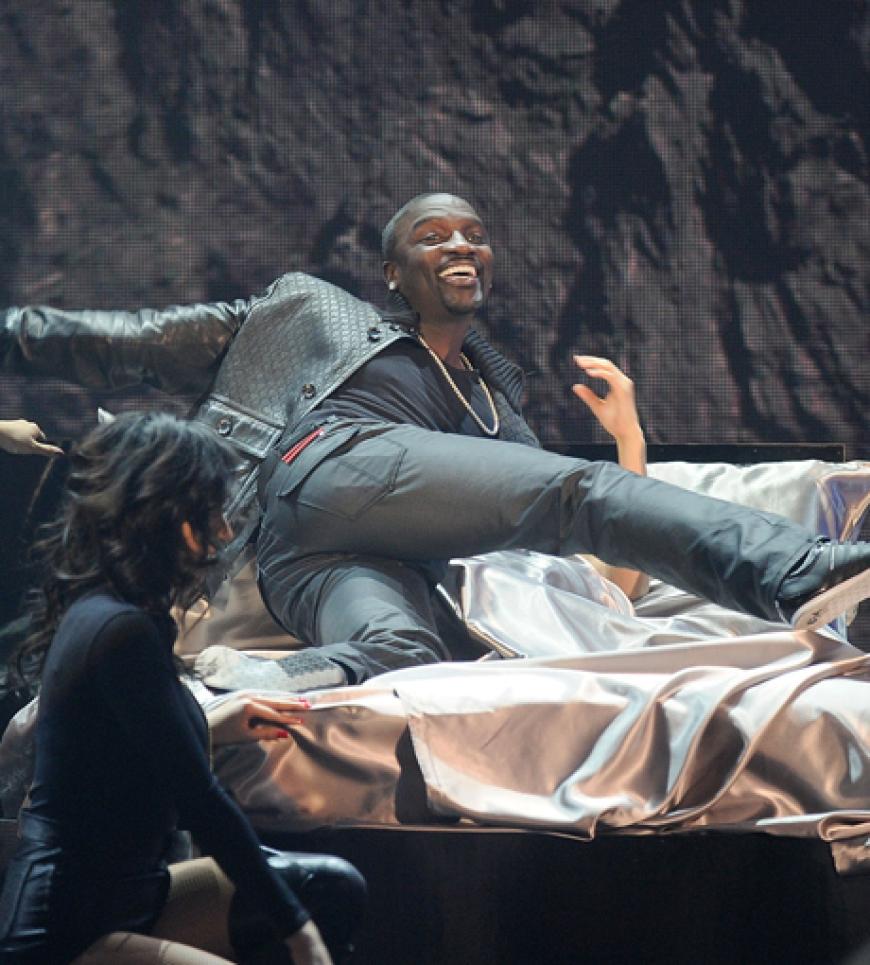 HipHop-Star Akon performte live