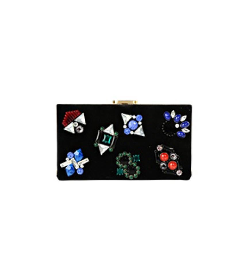 Diese Clutch ist das perfekte Accessoire für ein eher schlichtes Outfit. Über bestsecret.com, ca. 175 Euro