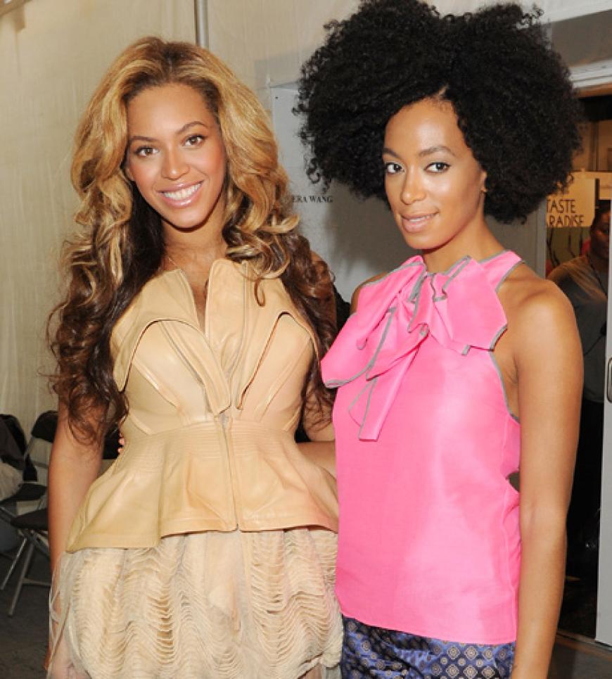 Für Solange Knowles ist es sicherlich nicht einfach aus dem Schatten ihrer weltberühmten Schwester Beyoncé Knowles zu treten