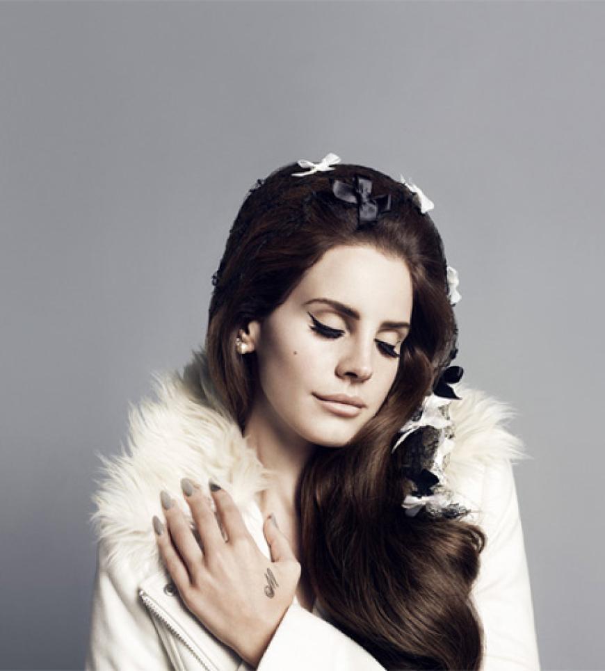 Lana Del Rey modelt für H&M - Bild 8