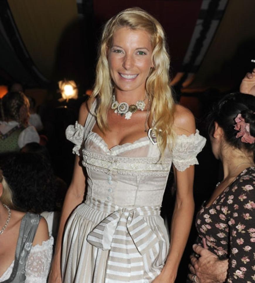 Natürlich darf auch die Münchnerin und DJane Giulia Siegel auf der Wiesn nicht fehlen. Vielleicht findet sie hier ja ihren Traumprinzen ...
