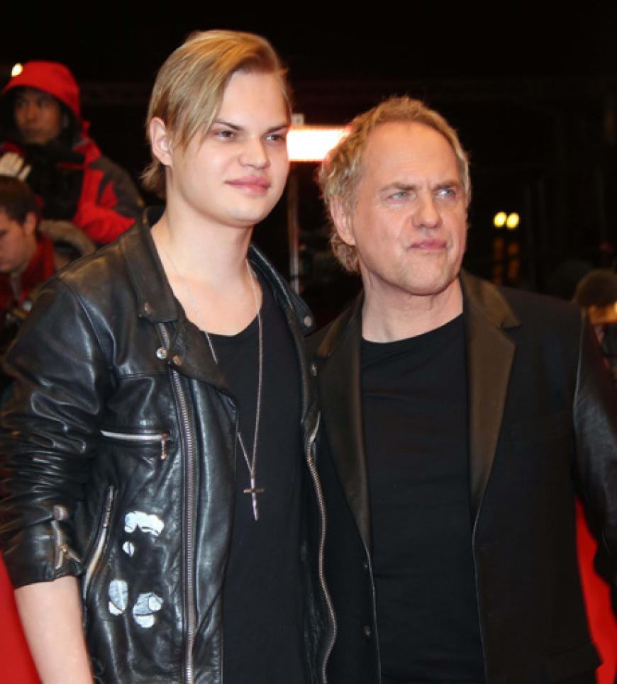 Uwe Ochsenknecht (r.) und sein Sohn Wilson Gonzales Ochsenknecht bei der Premiere von ''The Croods''