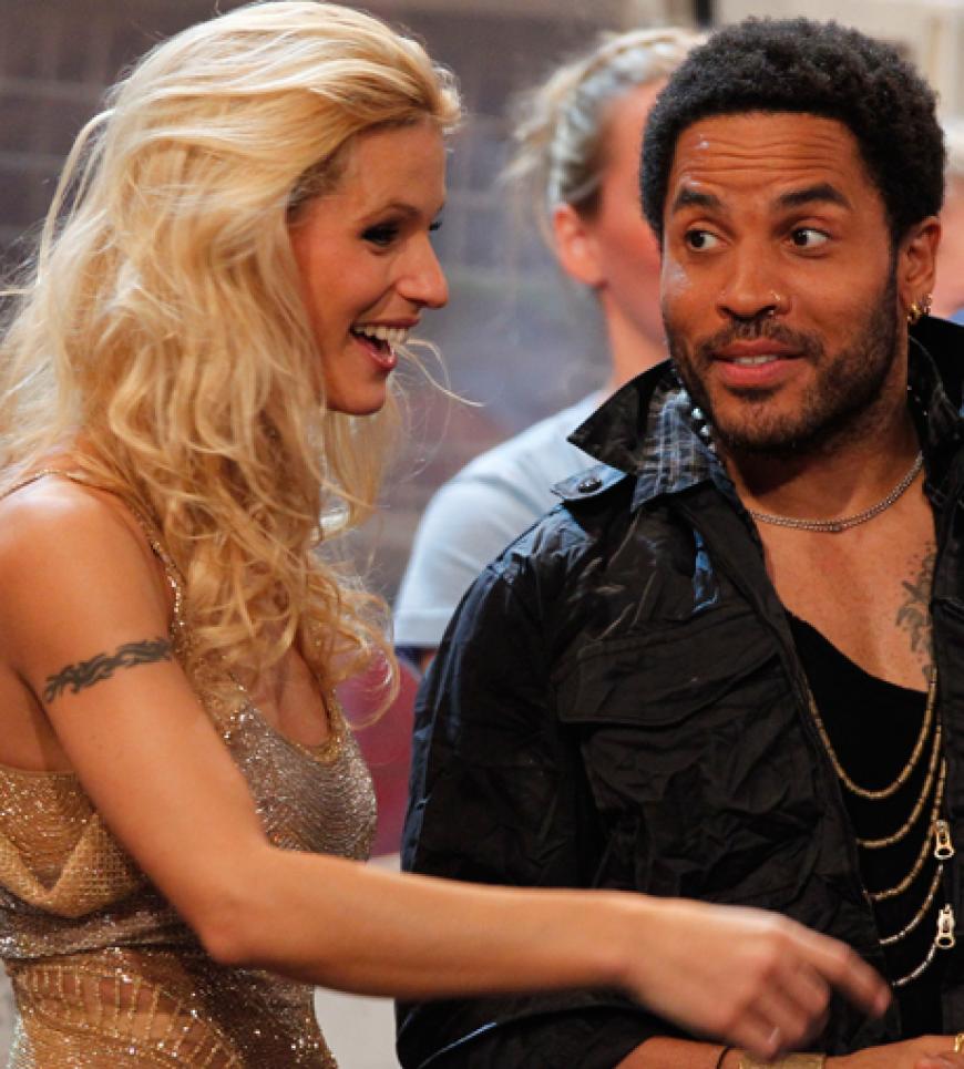 Und auch für Moderatorin Michelle Hunziker hatte der sexy Sänger Augen