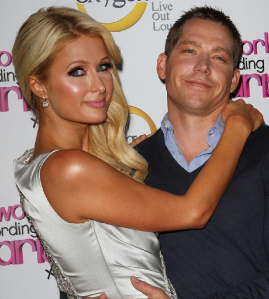 Hotel-Erbin Paris Hilton und Nachtclubbesitzer Cy Waits sind auch kein Paar mehr. Sie trennten sich in alle Freundschaft im Juni voneinander