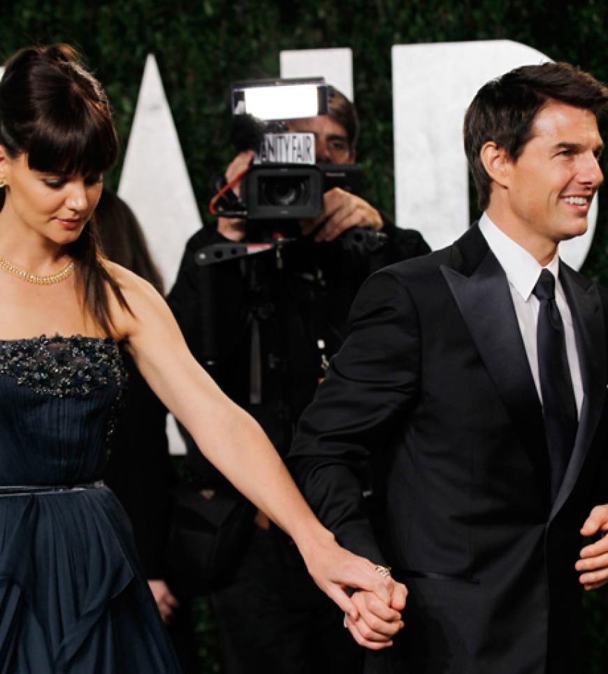 Immer einen Schritt hinterher: Tom Cruise hielt Katie klein, wollte, dass sie ihm hörig ist