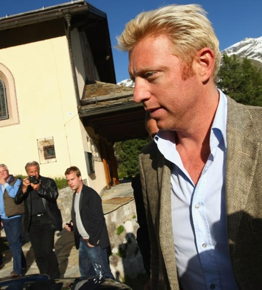 Und es geht weiter: In der OK!-Ausgabe vom 17. Juni zeigen wir Ihnen wie Boris Becker seiner Verlobten das Ja-Wort gibt und schauen hinter die Kulissen der Hochzeit des Jahres