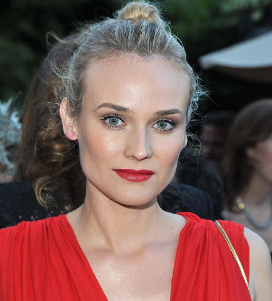 Lady in Red: Schauspielerin Diane Kruger