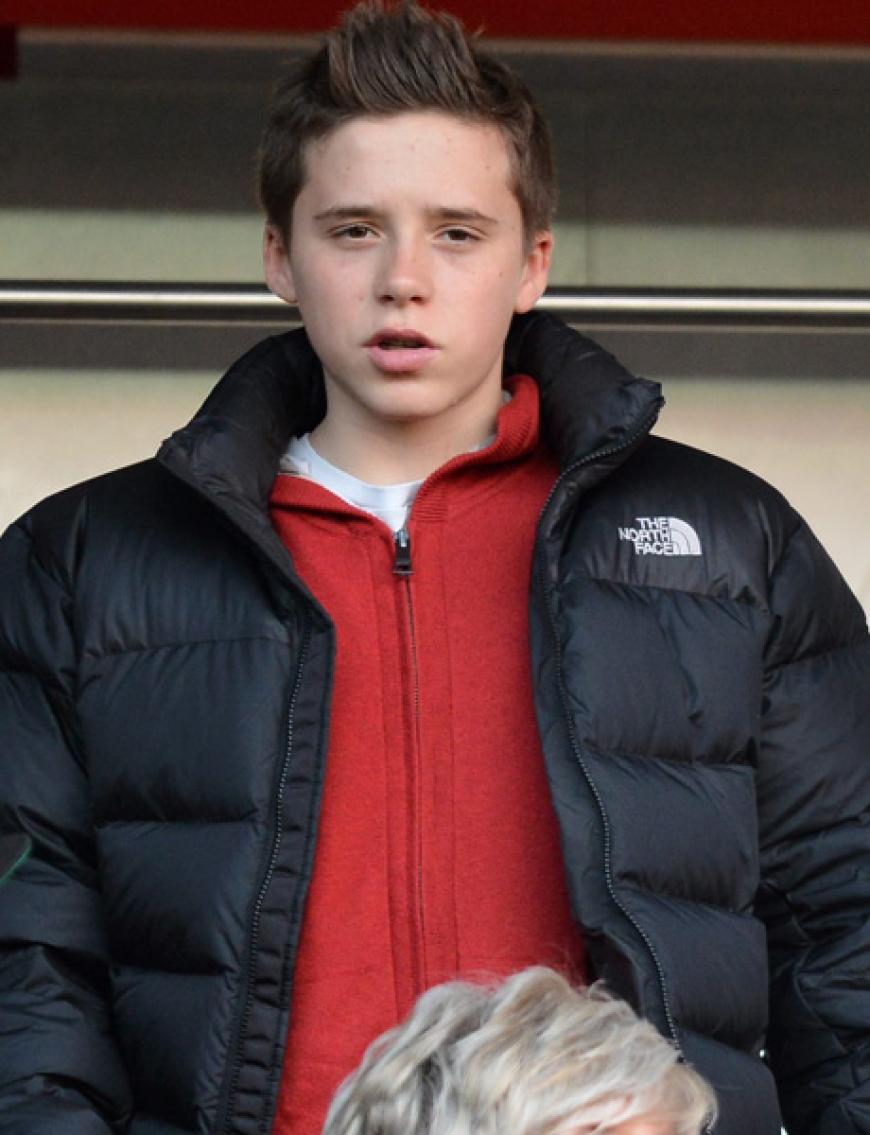 2013: Brooklyn ist inzwischen ein richtiger Teenager. Und auch die ersten Dates bahnen sich an