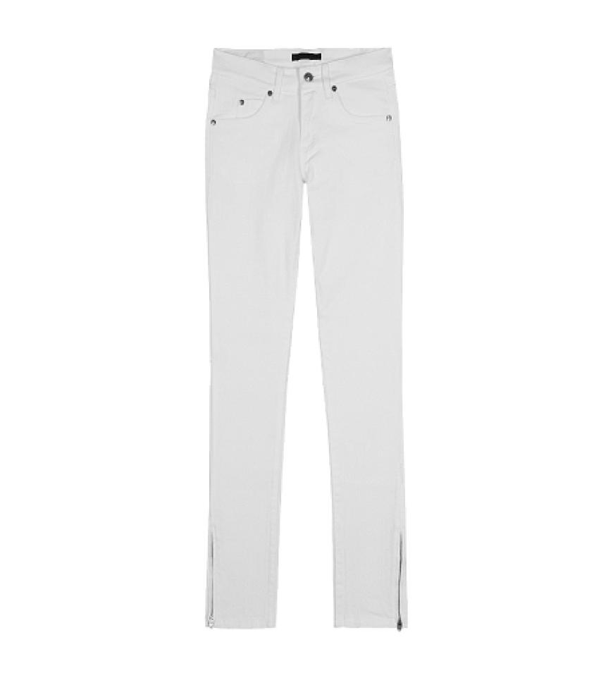 Weiße Denim mit Zipper von Jil Sander über mytheresa.com, ca. 180 Euro