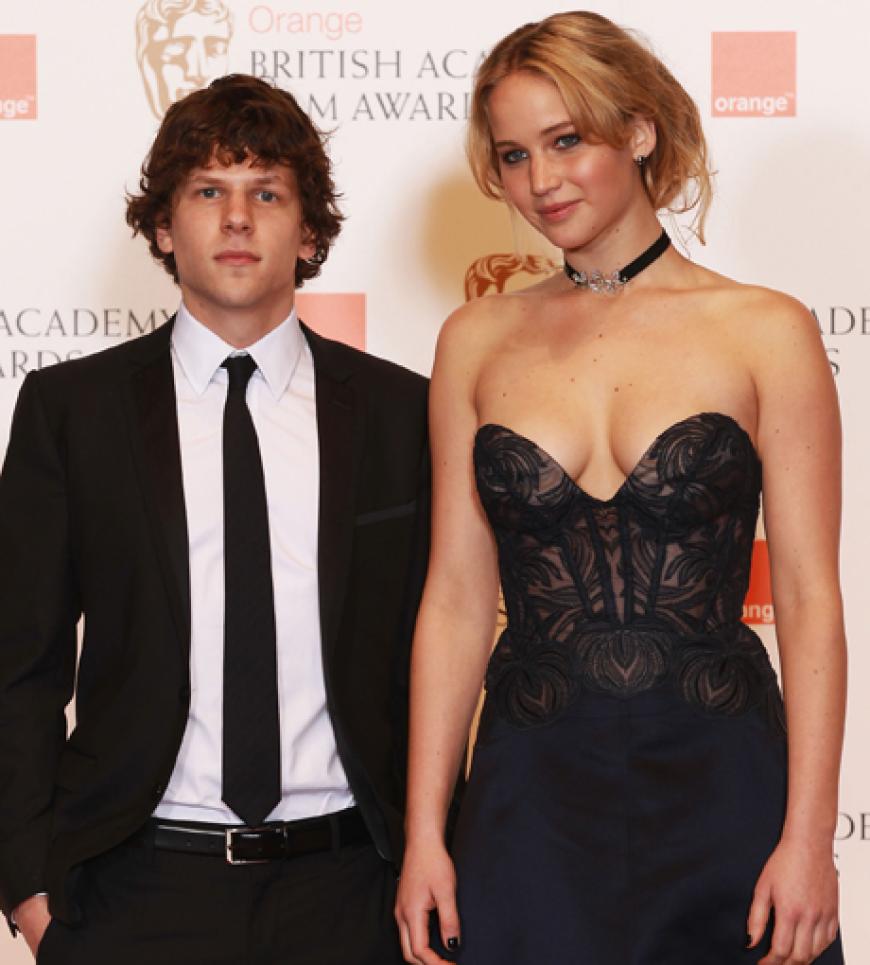Jennifer Lawerance und Jesse Eisenberg (