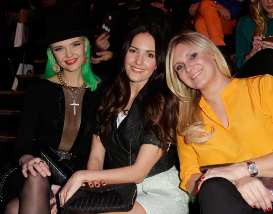 Bonnie Strange, Johanna Klum, Magdalena Brzeska strahlten in die Kameras