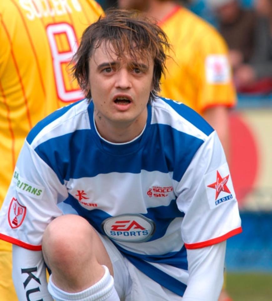 Sänger Pete Doherty fehlt beim Fußball der Atem
