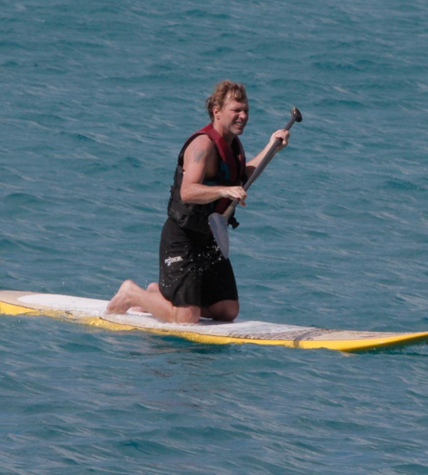 Paddelt in die Sonne: Jon Bon Jovi