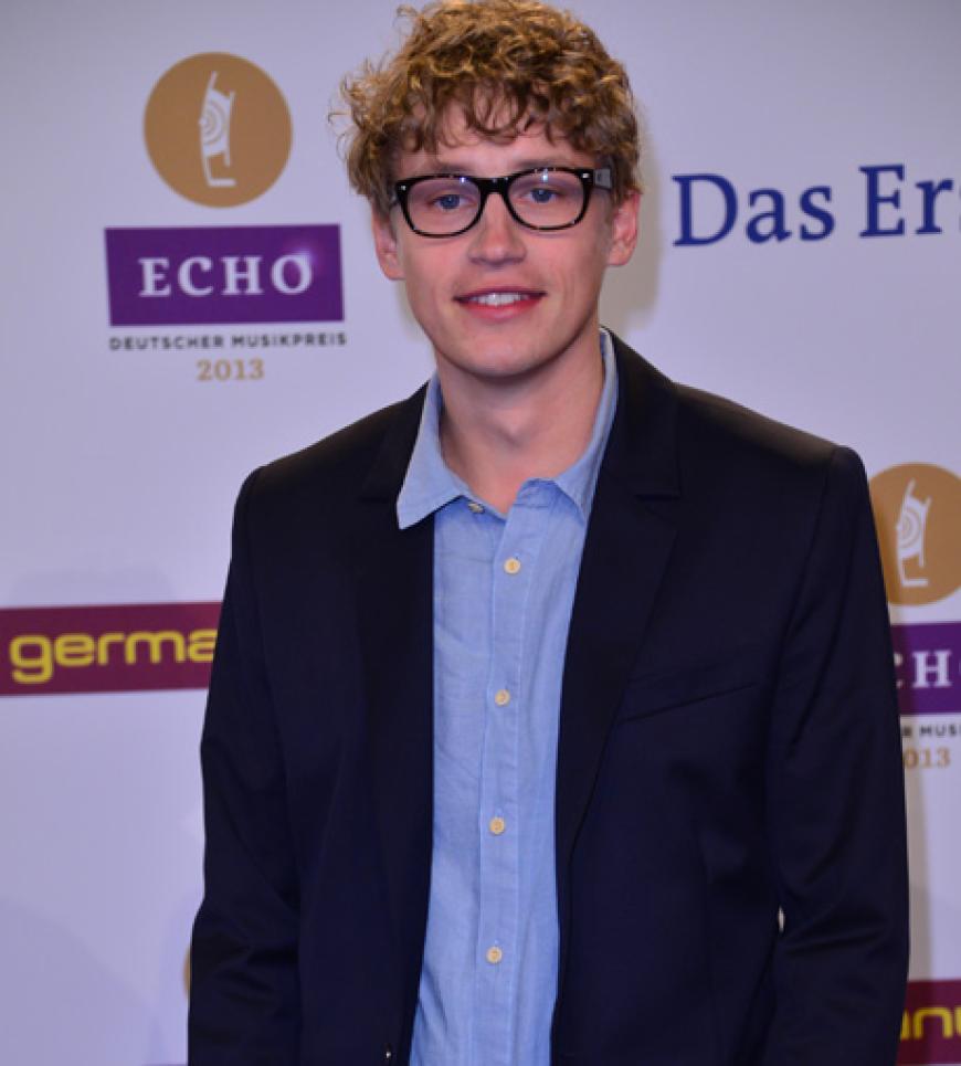 Tim Bendzko im Streberlook