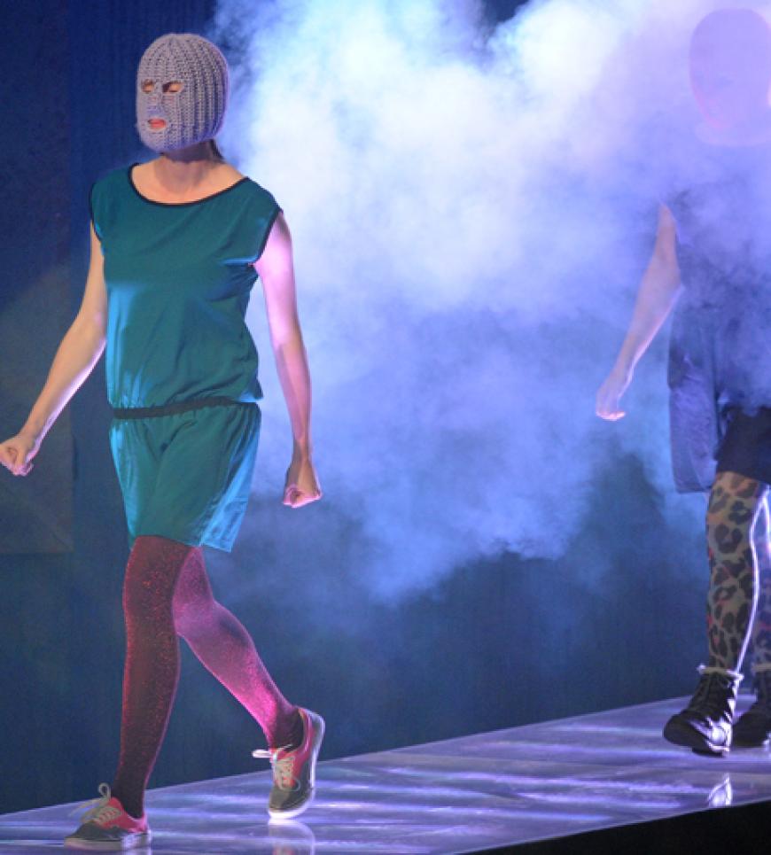 Einer der Höhepunkte der Show war der bewegende Auftritt´ von zwei Mitgliedern des russischen Künstler-Kollektivs Pussy Riot,´ die den Sonderpreis entgegennahmen