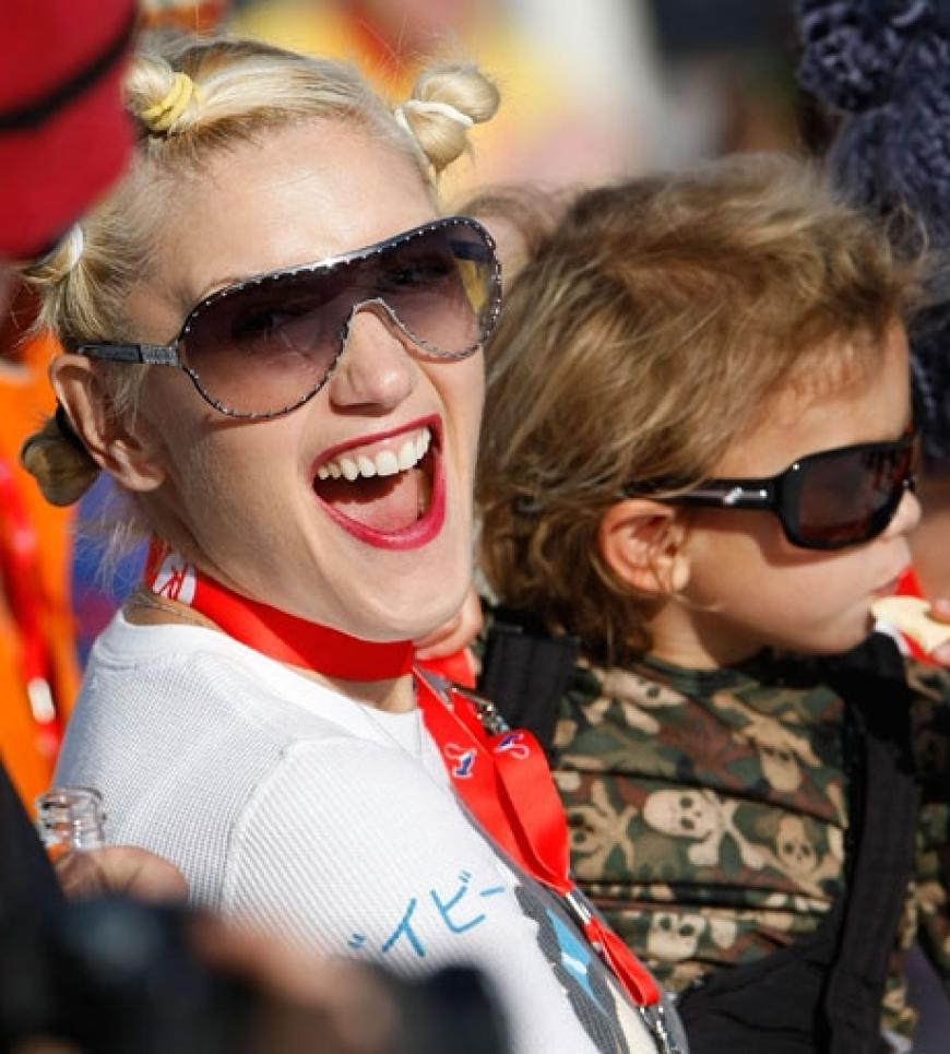 Gwen Stefani und ihr ältester Sohn Kingston Anfang Dezember 2008 beim