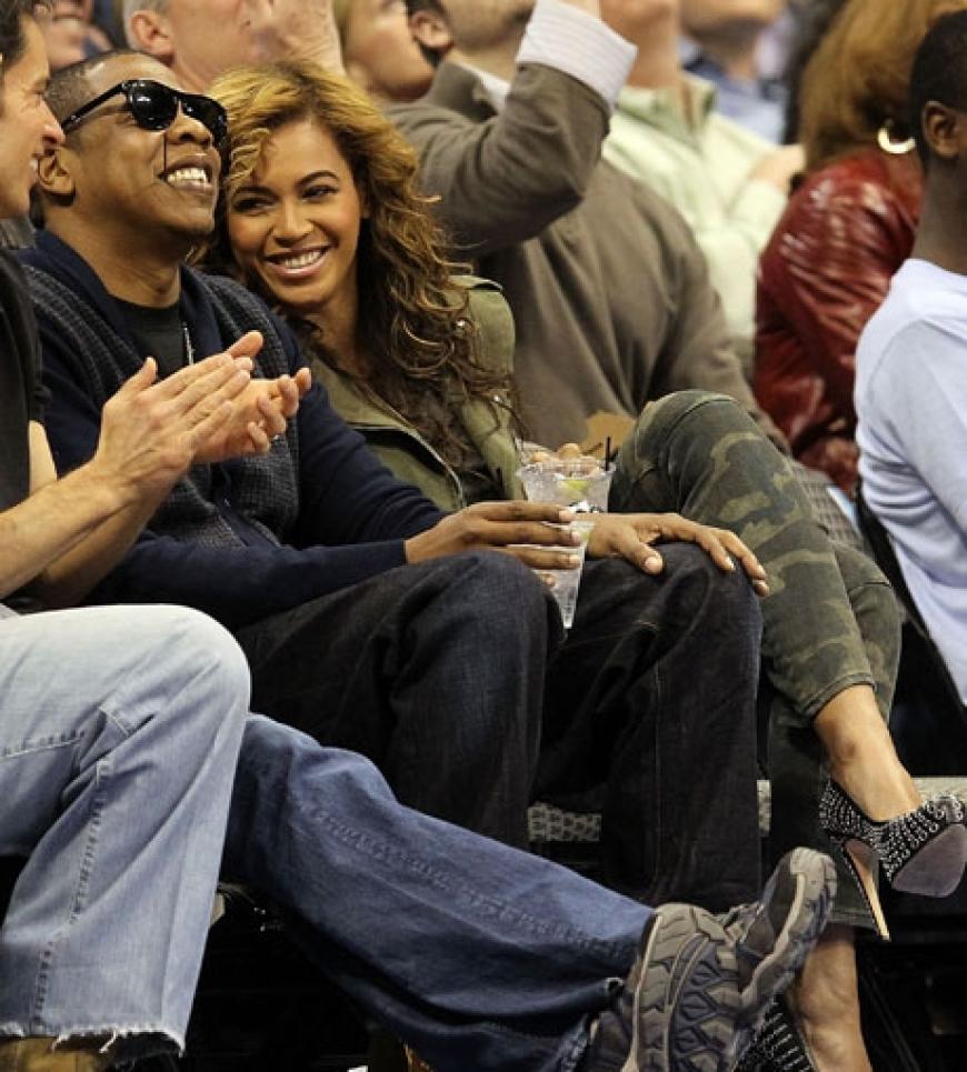 Begeistert von den Ballkünstlern zeigen sich auch Beyonce Knowles und ihr Mann Jay-Z